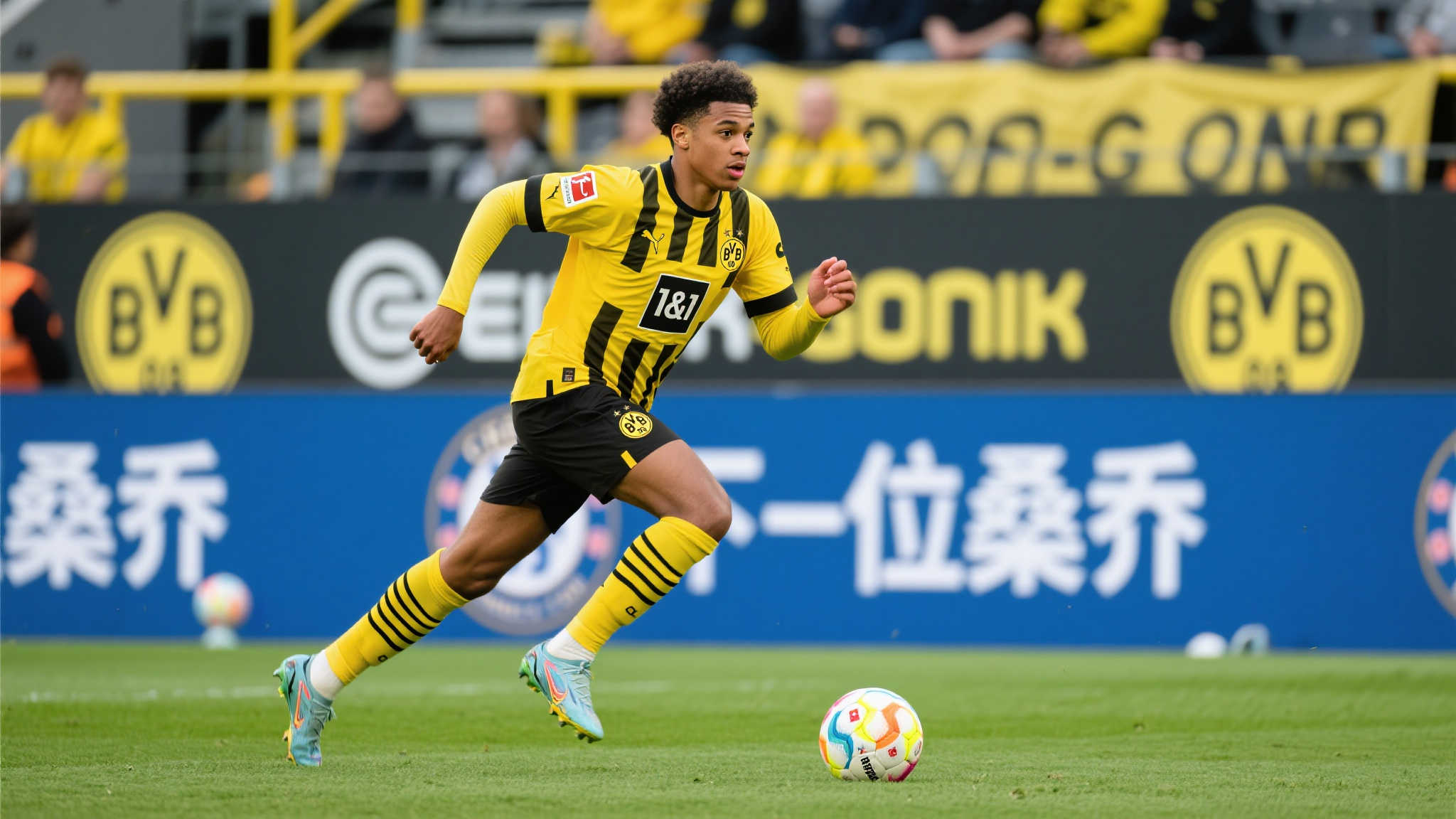 切尔西再度瞄准吉滕斯,引援计划浮出水面 杰米·宾诺·吉滕斯(Jamie Bynoe-Git